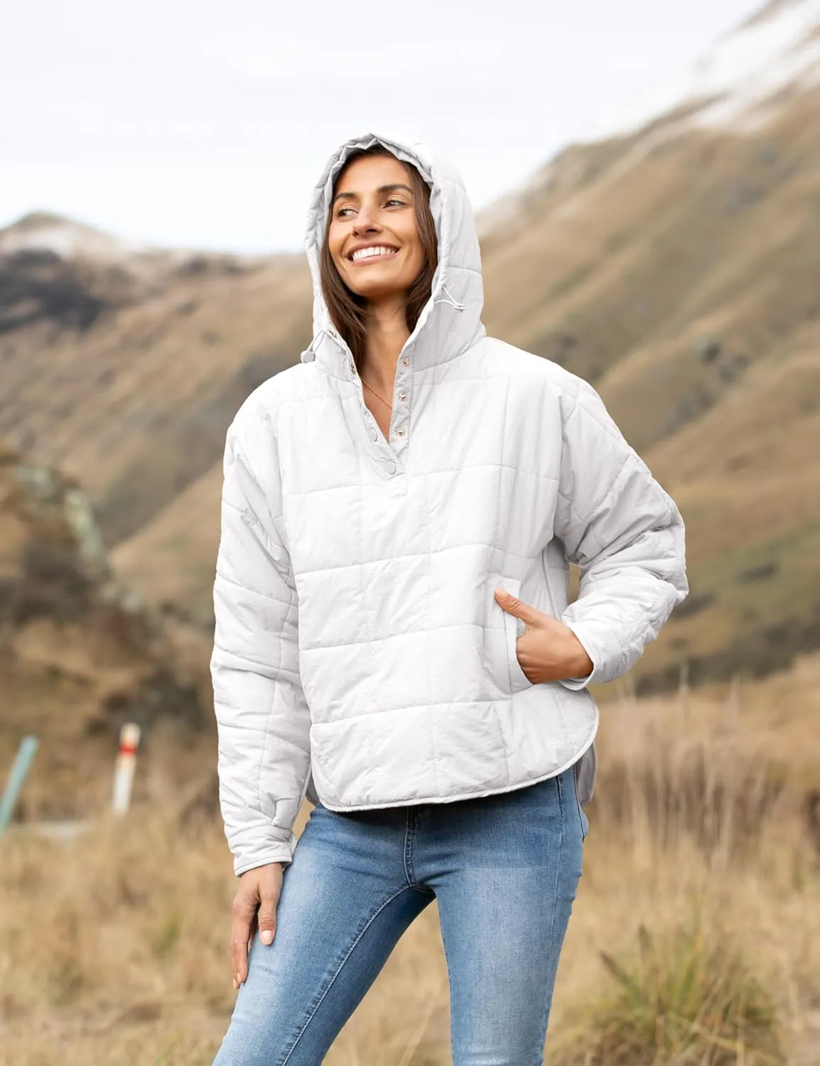 AMEBELLE Women's Oversized Hooded Puffer Jacket Quilted Jackets for Women Lightweight Winter Warm Padded Hoodies Coat