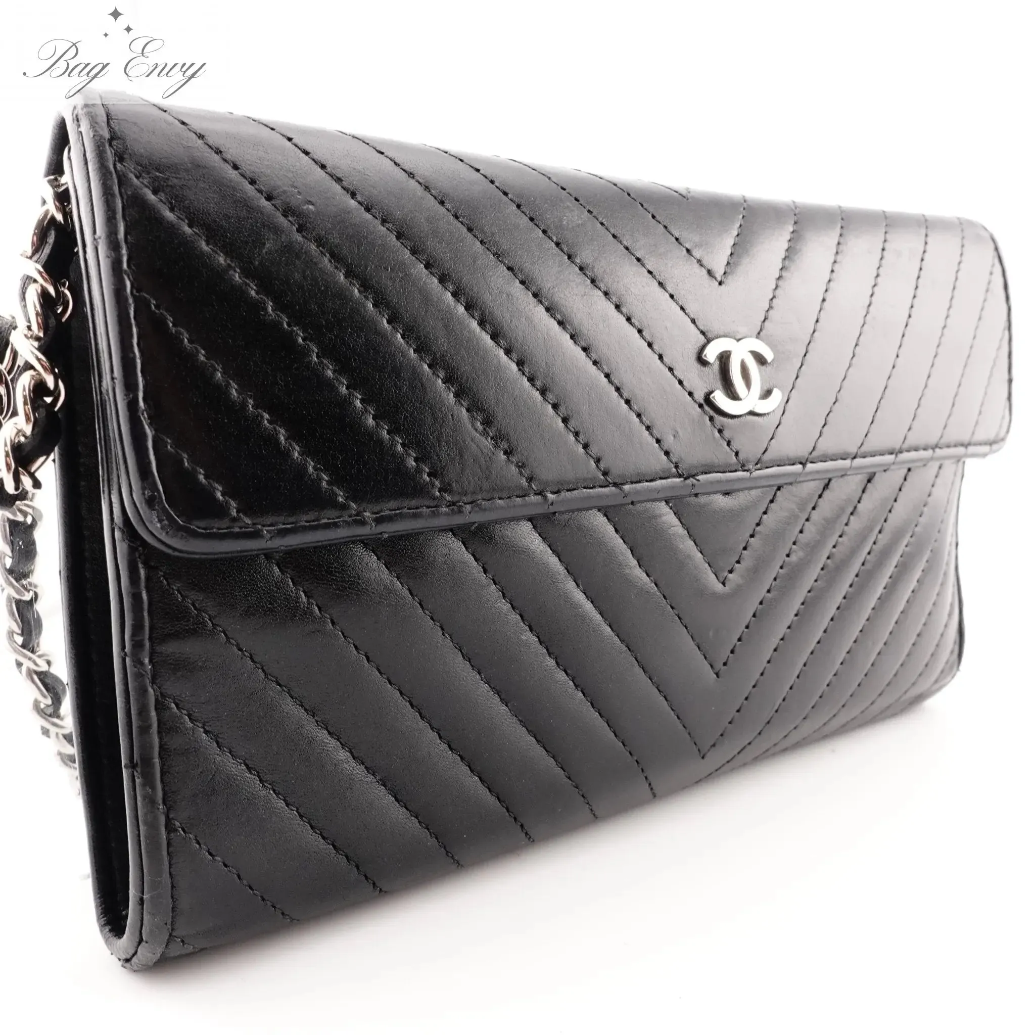 CHANEL Lambskin Chevron Quilted Trifold Wallet with Chain