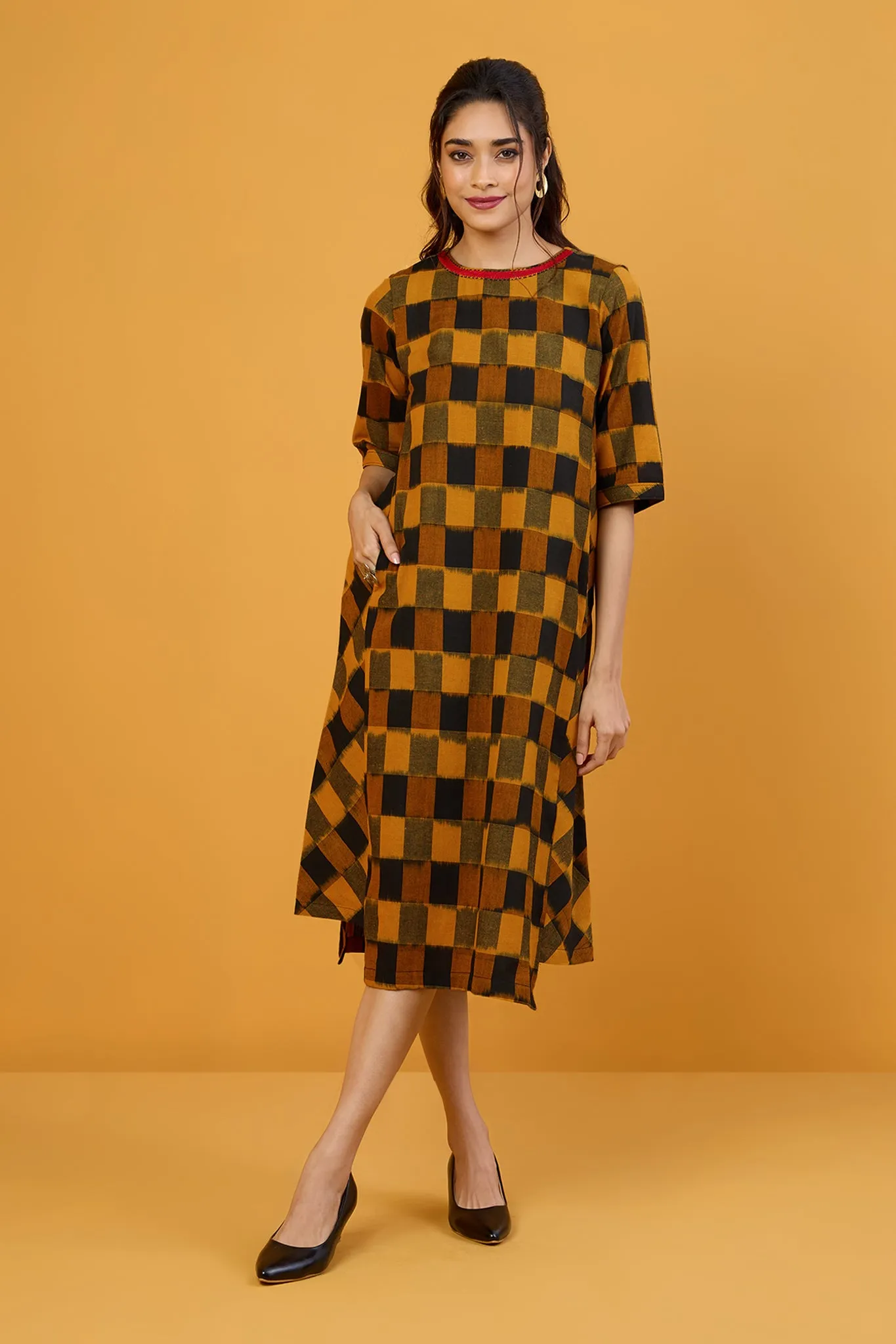 Golden Noir Checks Side Bias Shift Dress