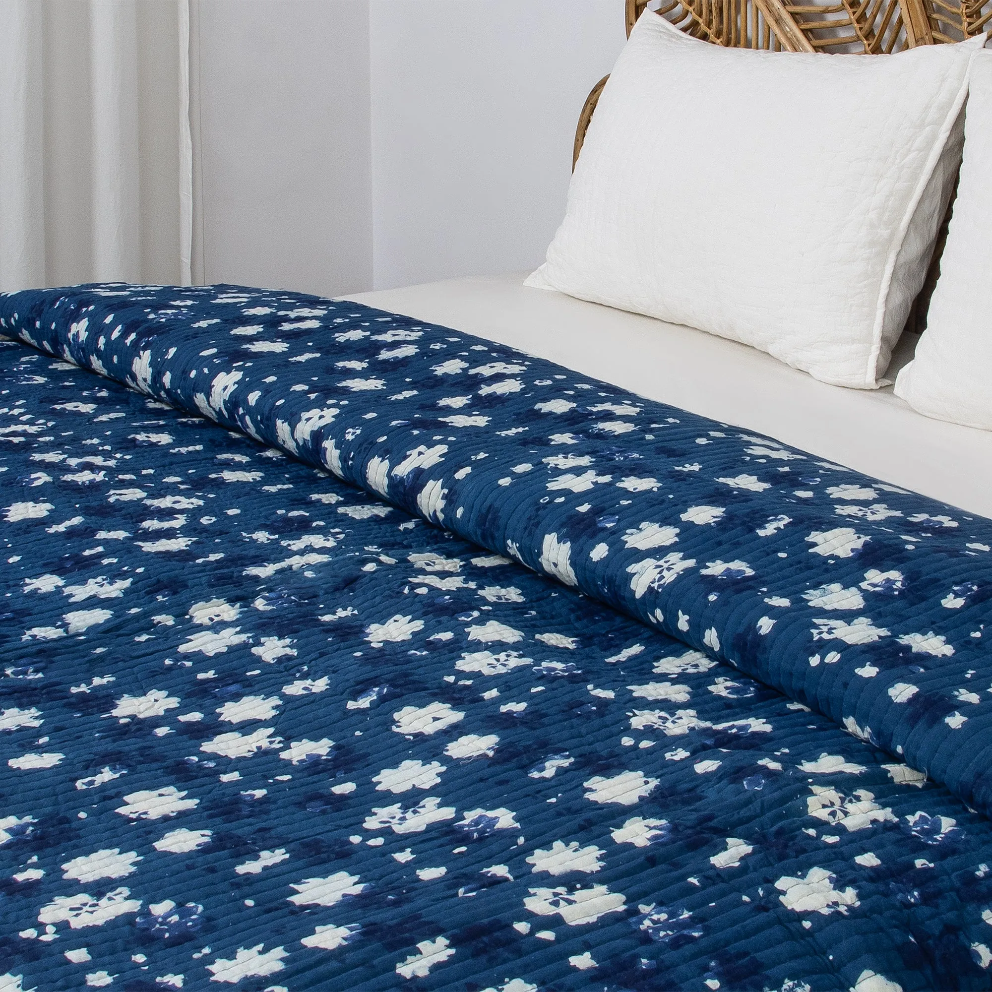 Indigo Blue Abstract Design Pure Cotton Quilt Machine Quilts