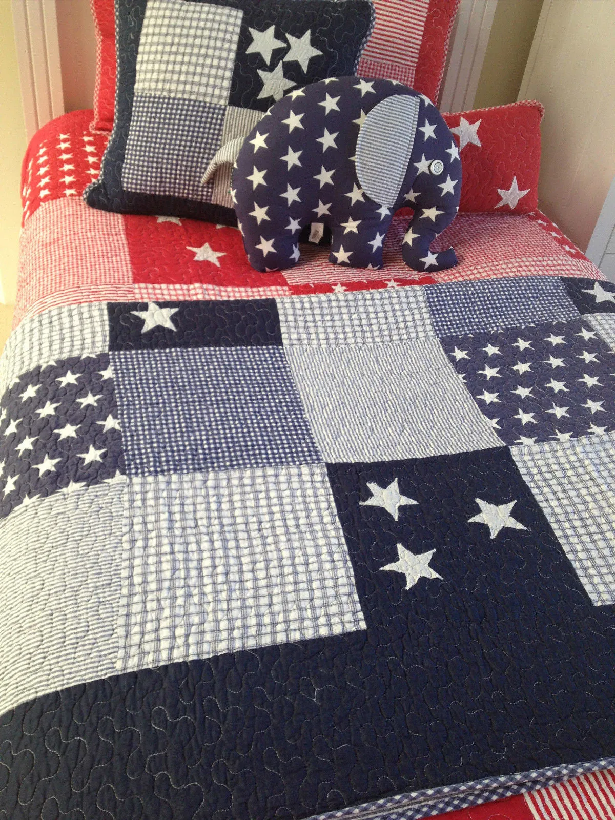 Lachlan Cotton Quilted Patchwork Throw Rug in Navy