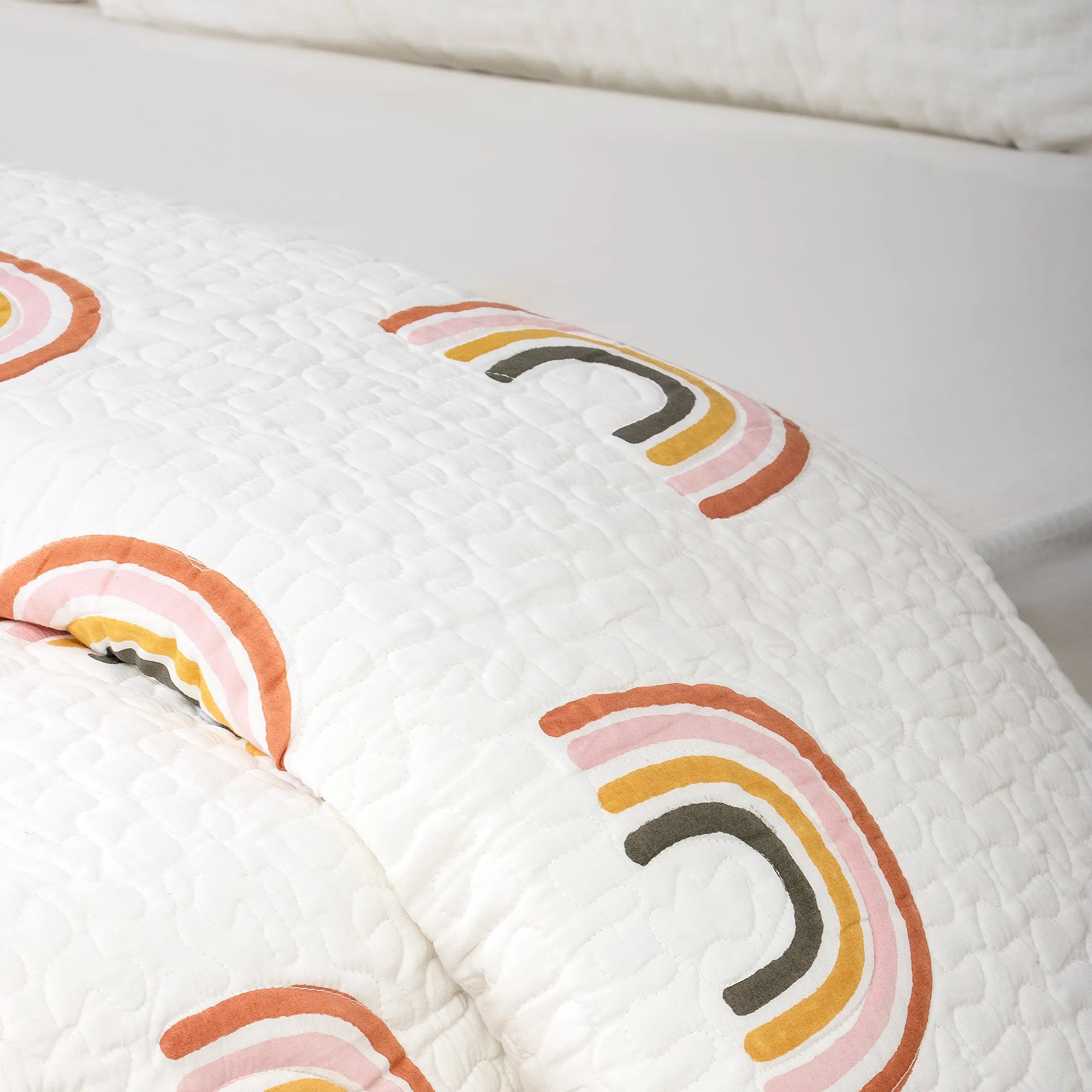 Premium Sunrise Design Pure Cotton Machine Quilts