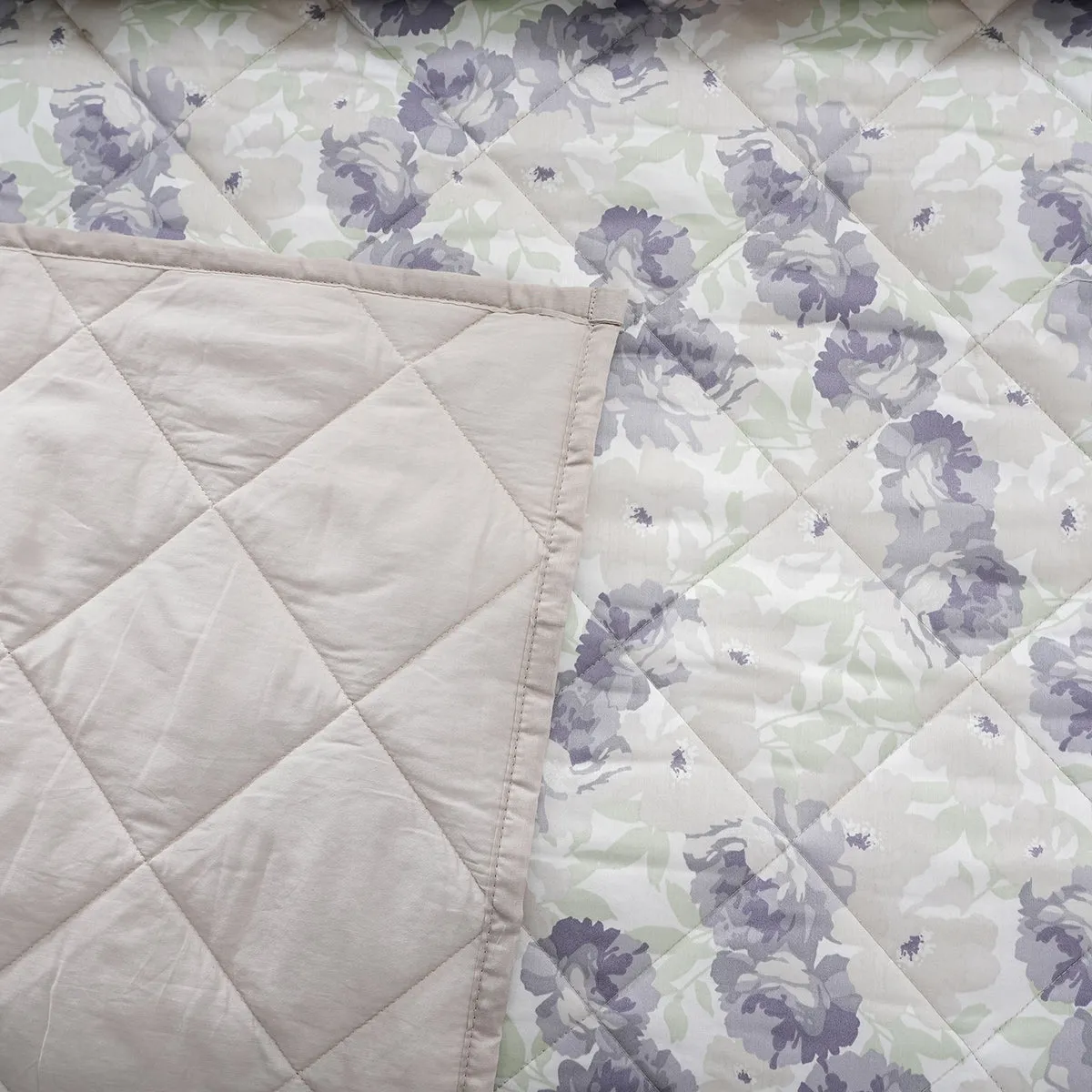 Royal Botanic 115 GSM Floret Blue Quilt/Quilted Bed Cover