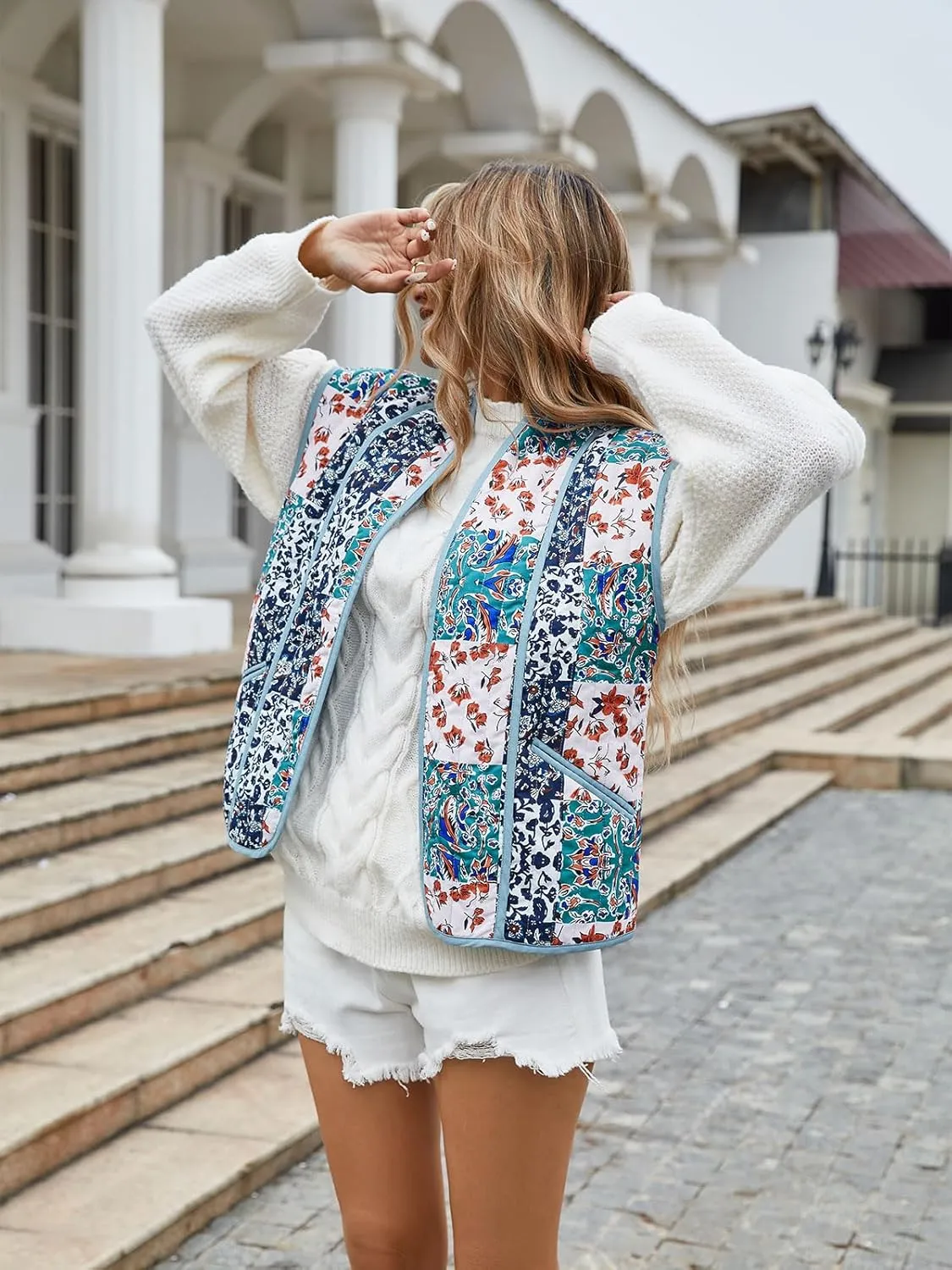 Tankaneo Womens Puffer Quilted Cropped Vest Oversized Floral Patchwork Lightweight Jacket Cap Sleeve Outerwear Vest