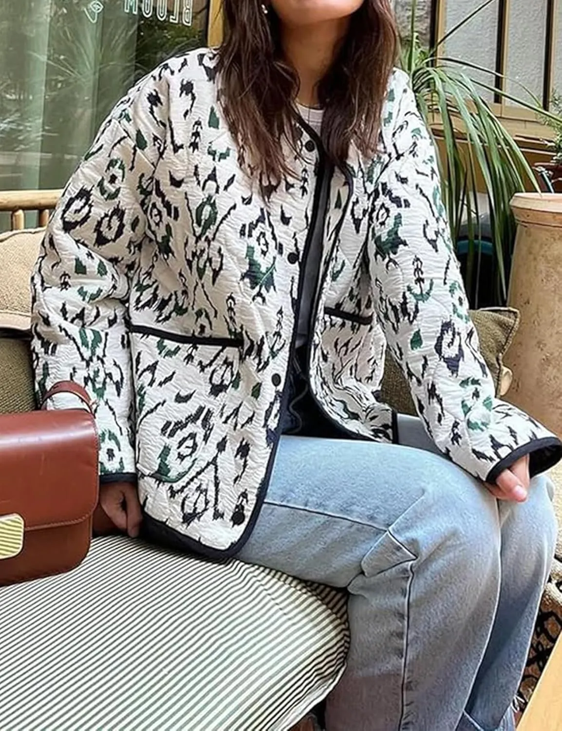 Women's Cropped Puffer Jacket Floral Print Lightweight Padded Coat Puffy Button Down Cardigan Short Outerwear